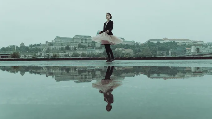 The Clown and the Girl · Cinematic
